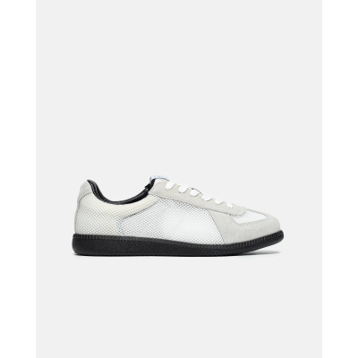 Кросівки Maison Margiela Replica White
S97WS0100P7645 Кросівки Maison Margiela Replica White
S97WS0100P7645