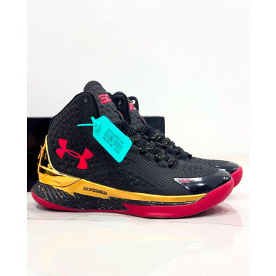 Кросівки Under Armour Curry 1 Black Gold Кросівки Under Armour Curry 1 Black Gold