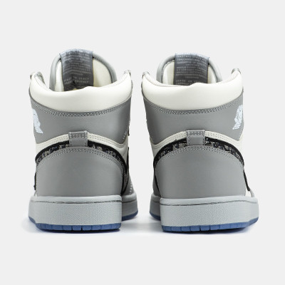 Кросівки Air Jordan 1 x Dior Кросівки Air Jordan 1 x Dior
